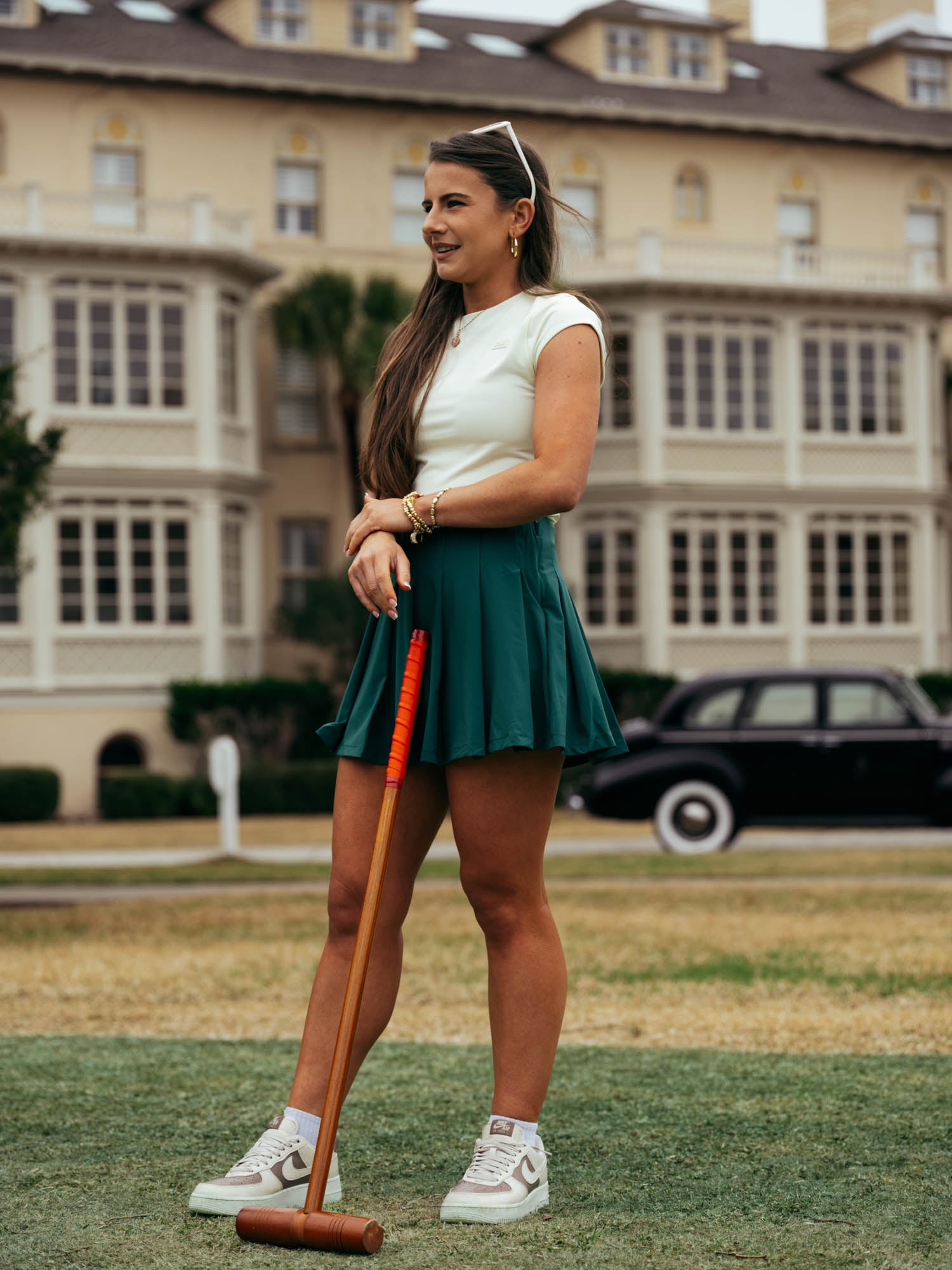 【即完売モデル】adress pleats skirt brack ゴルフウェア Women's Born To Golf Pleated Skirt – Good Good Golf